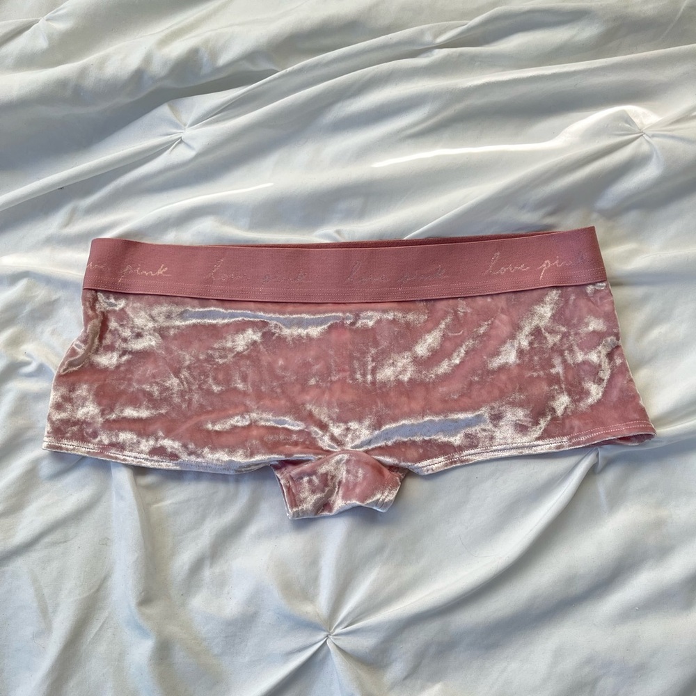 Pink velvet Victoria's Secret PINK shorts #VS